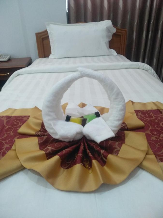 Mandalar May One Hotel Mandalay Ngoại thất bức ảnh