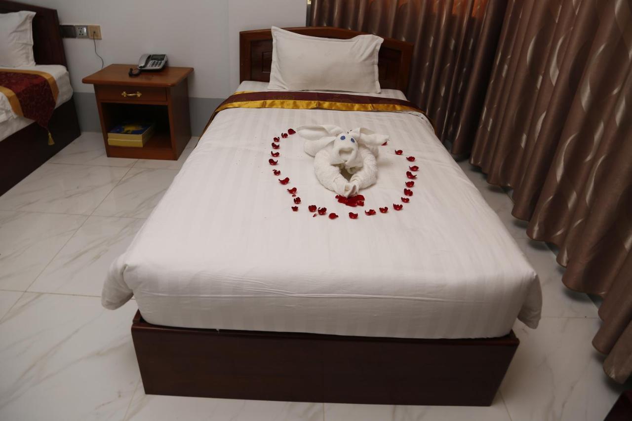 Mandalar May One Hotel Mandalay Ngoại thất bức ảnh